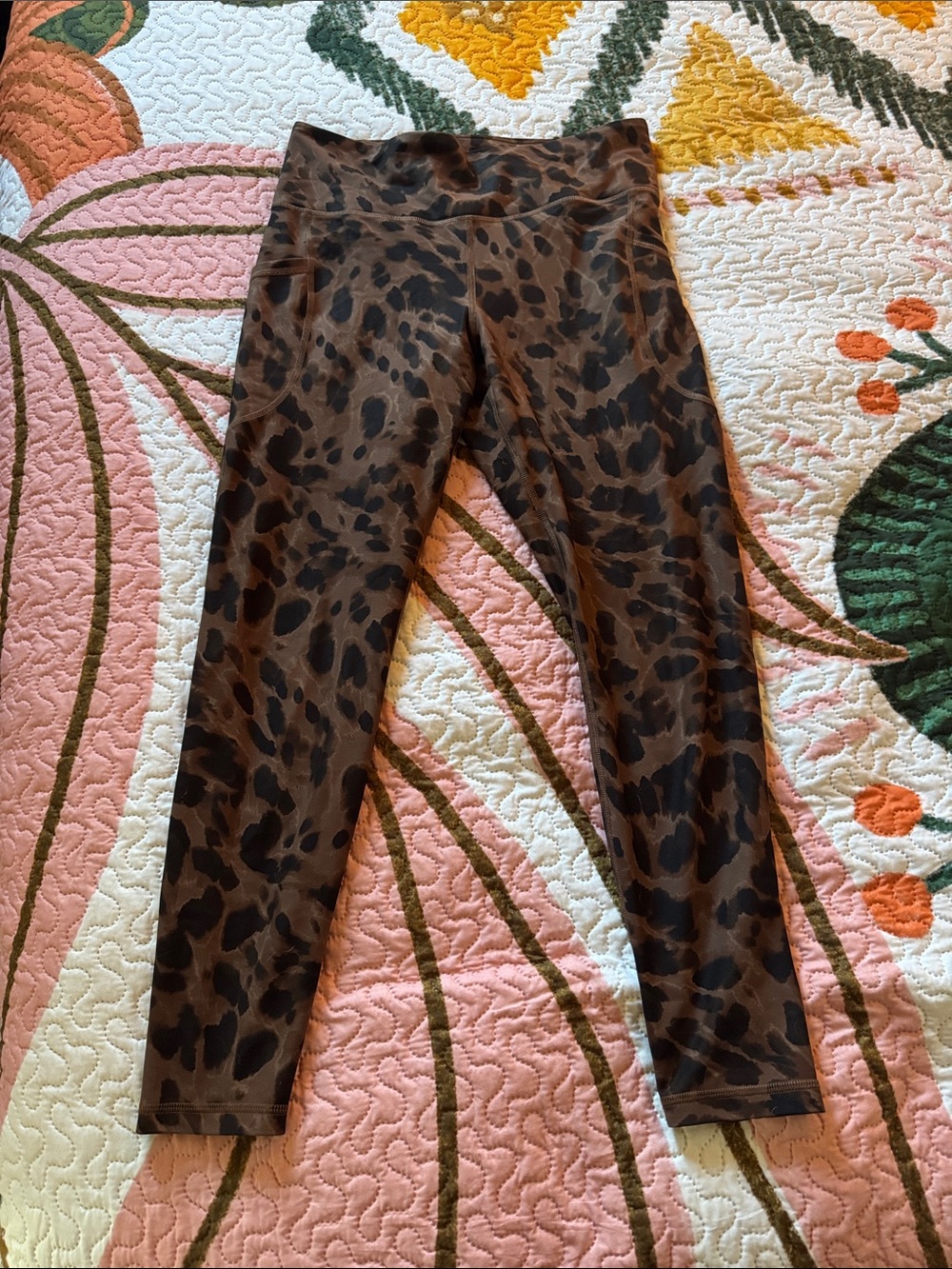 Old Navy Brown and Black Leopard Print Leggings